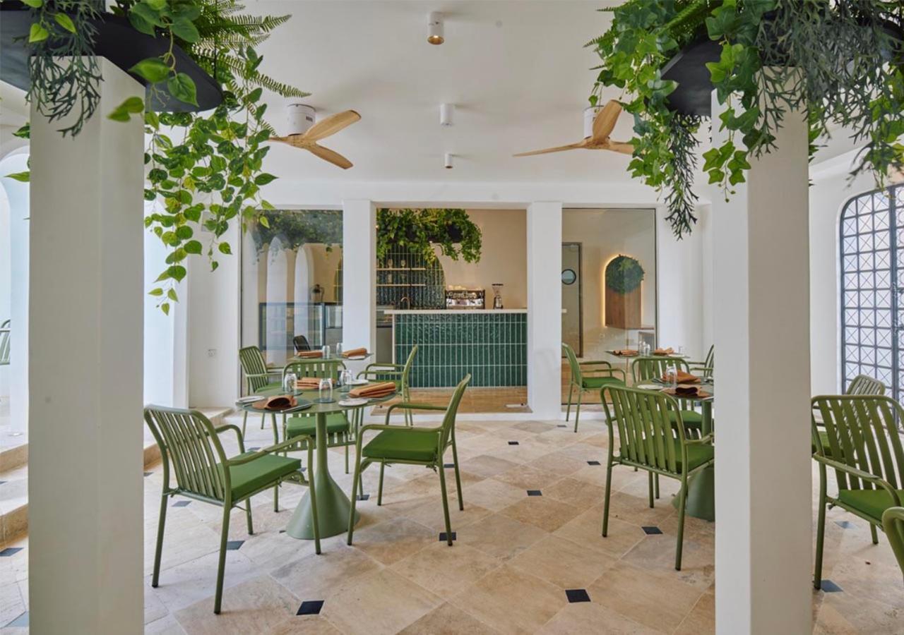 Stone Hotels Dhiffushi Exterior foto